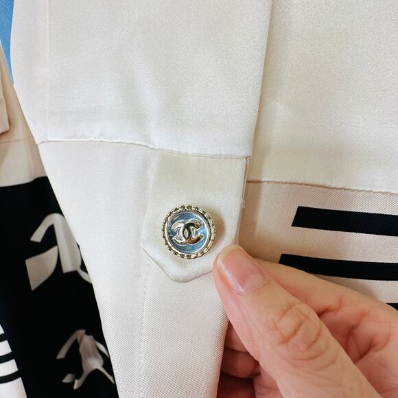 NWT Chanel 100% Silk Ecru Multi-Color Chanel Logo Jacket 42 / L - Picture 4 of 16